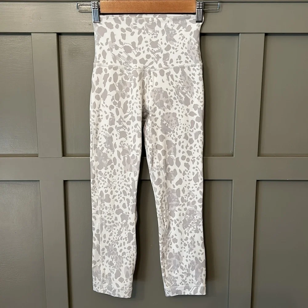 Lululemon Align High-Rise Crop 21